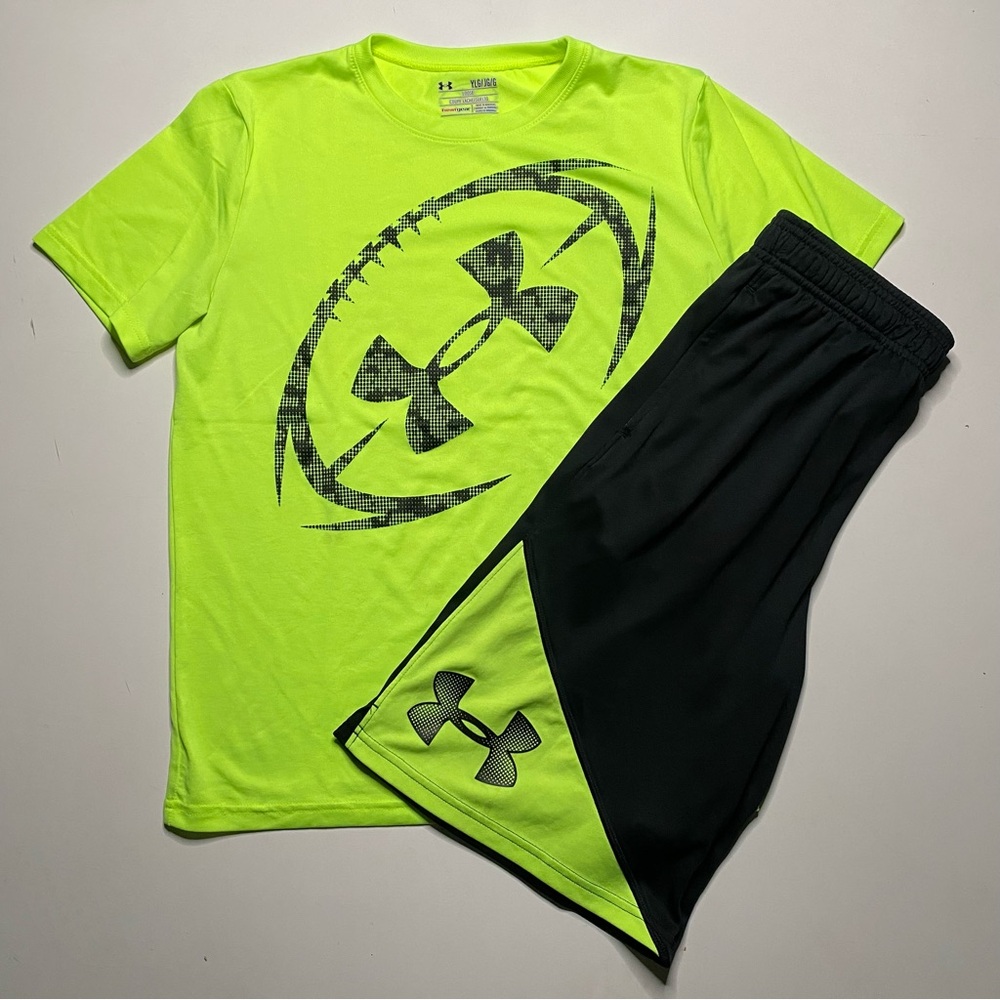 Boys L Large Under Armour Shorts and Shirt Set Size L Lot Bundle EUC